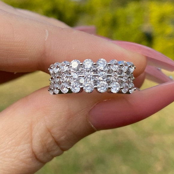 NEW 925 Sterling Silver Beautiful Ring - Picture 6 of 7